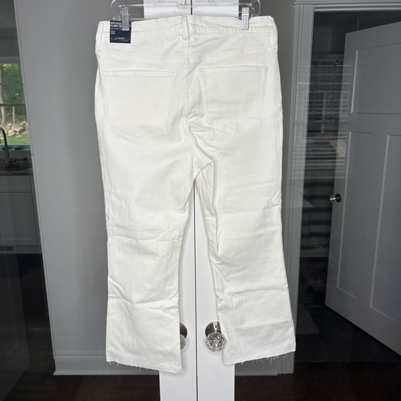 NWT J. Crew Flare Crop White Jean Signature Stretch - Picture 3 of 7